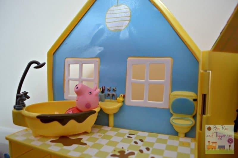 Peppa deluxe playhouse on sale