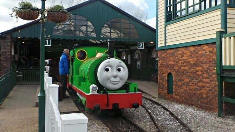 The family guide to Thomas Land™ at Drayton Manor | Boo Roo and Tigger Too