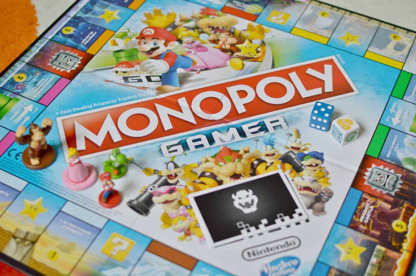 Hasbro Monopoly Gamer Featuring Nintendo Video Game Characters