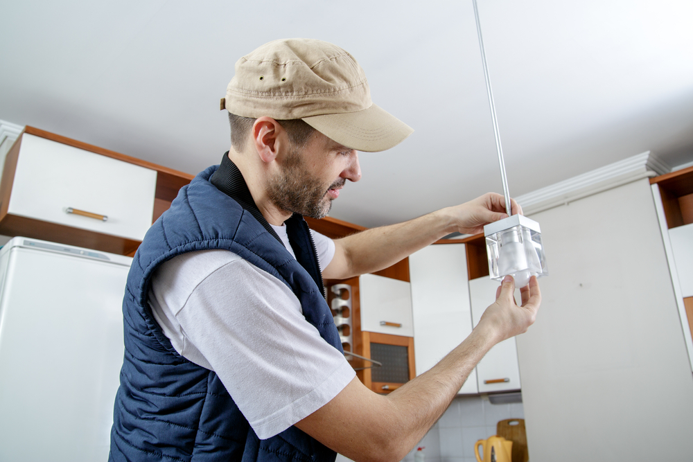 A Guide to finding the best tradesmen to complete a job around the home