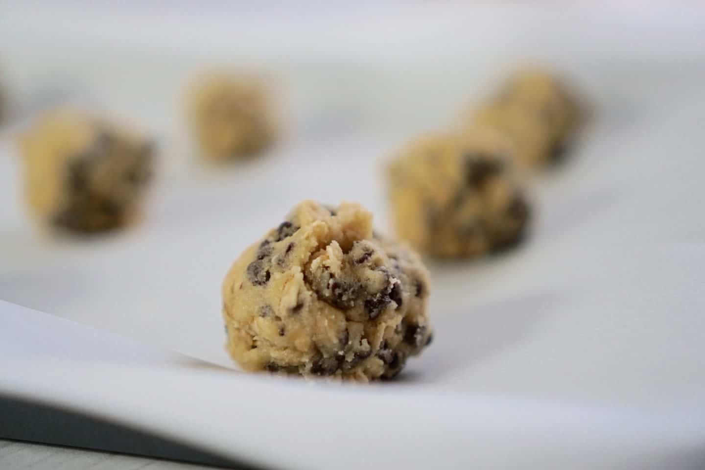 A piece of cake on a plate, with Cookie and Oatmeal