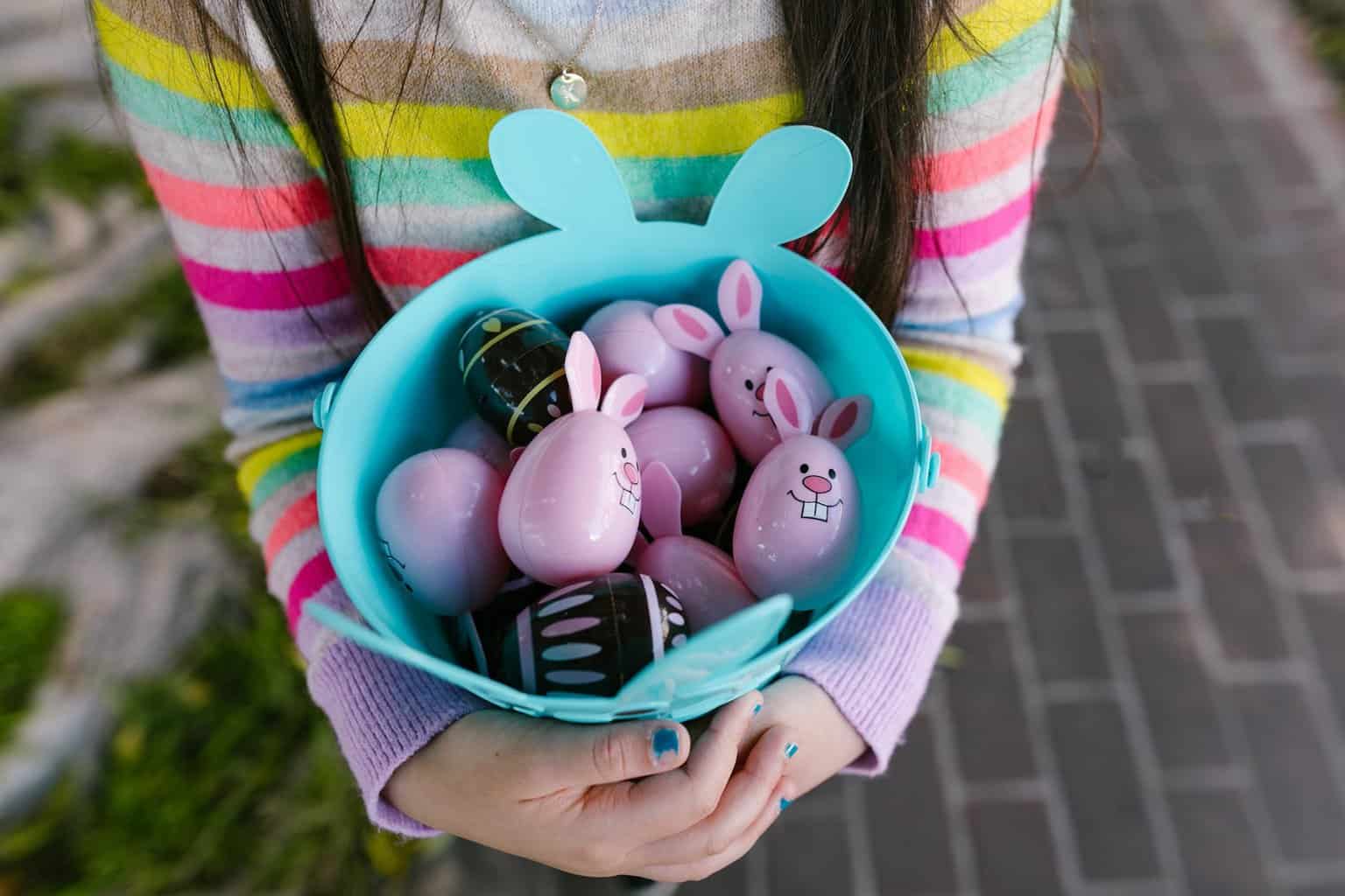 easter eggs in a bucket - Sugar-free Easter Gift Guide