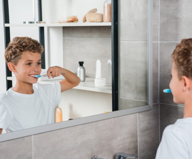 Oral Hygiene Tips for Kids: How to Keep Your Children's Teeth Clean and Healthy