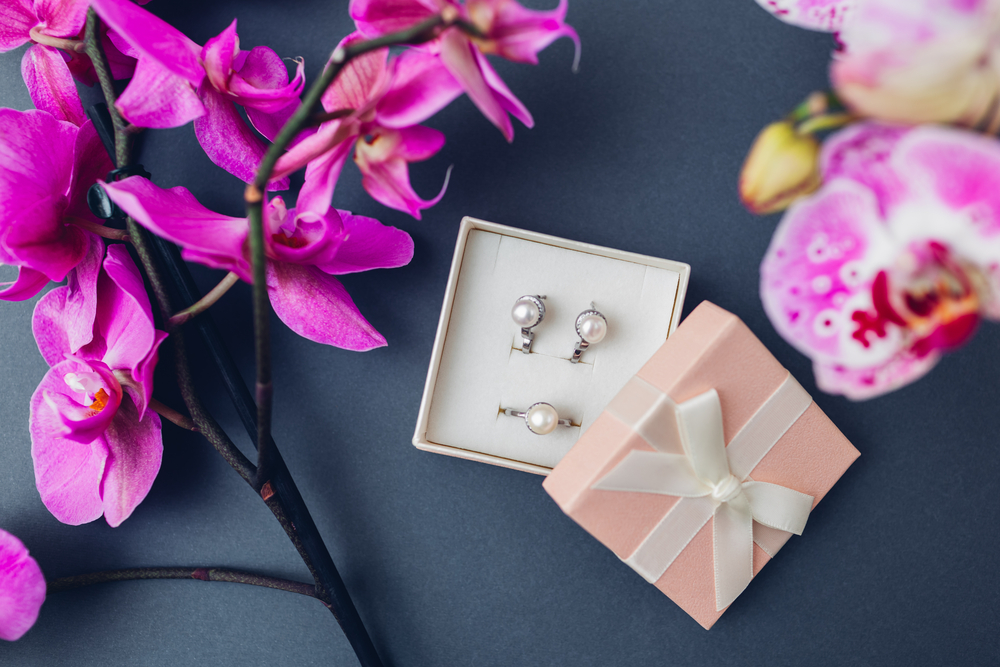 Thoughtful Mother's Day Gifts For Mom In 2024