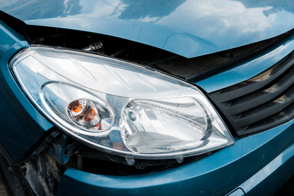 Hiring a Car Damage Lawyer: What to Look for in a Legal Professional