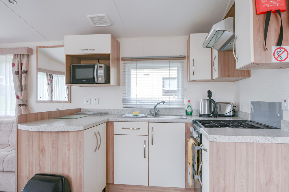 Cruachan Original Caravan - Kitchen