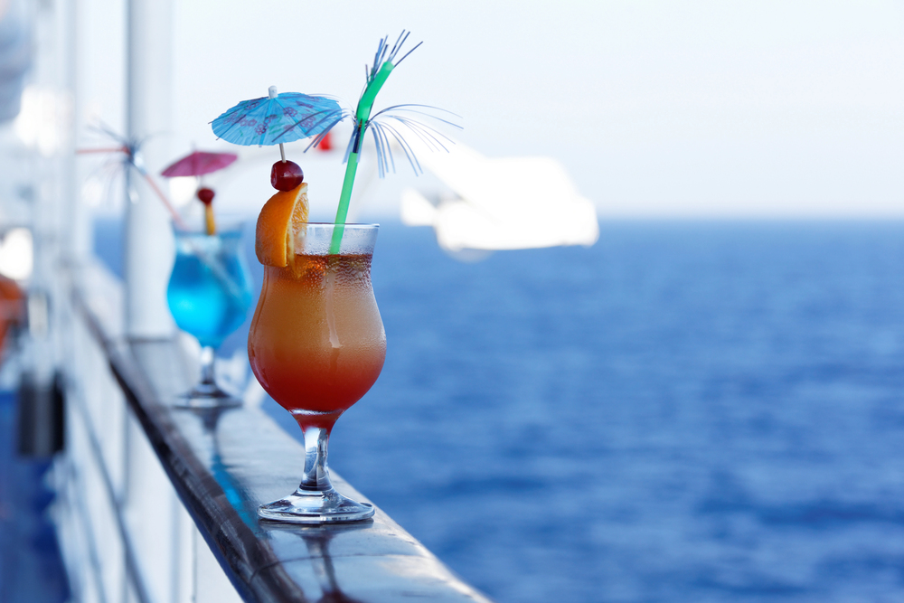 Enhancing Holiday Cruises with Festive Stays