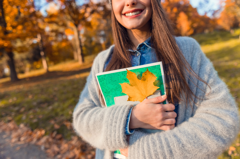 Autumn Essentials: Comfy Outfits for Teen Girls